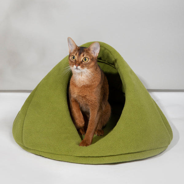 Polar Fleece Semi-enclosed Pet Nest