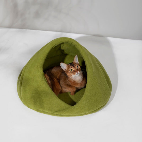 Polar Fleece Semi-enclosed Pet Nest