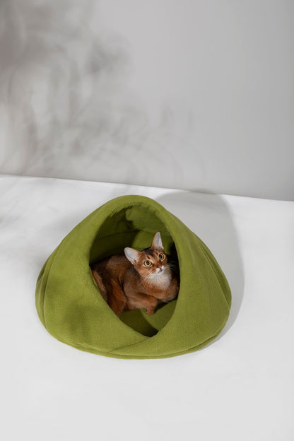 Polar Fleece Semi-enclosed Pet Nest